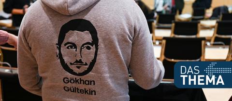Ein Angehöriger von Gökhan Gültekin beim Auftakt der Untersuchungsausschusses im hessischen Landtag