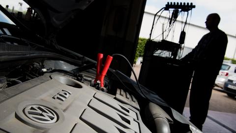 Diesel-Pkw in einer Werkstatt