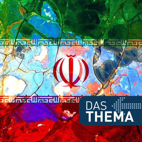 Flagge des Iran mit Rissen