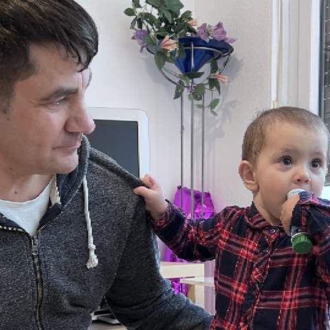 Vater Yurii und Baby Jana