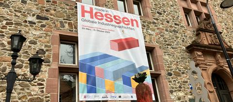 Wanderausstellung „Made in Hessen. Globale Industriegeschichten“ in Gießen