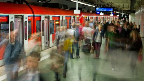 S-Bahnhaltestelle in Frankfurt