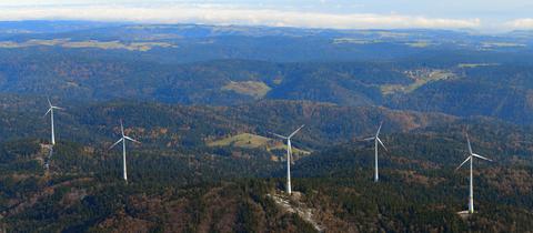Sujetbild: Im südlichen Schwarzwald stehen Windräder.