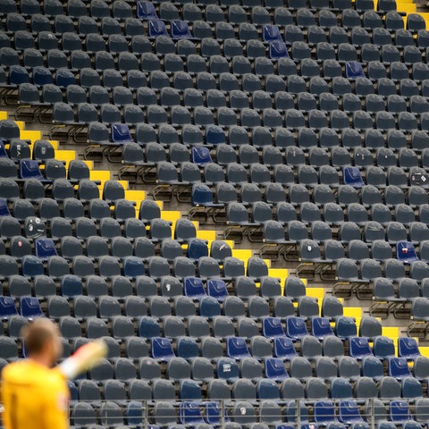 Leere Ränge in der Frankfurter Commerzbank-Arena
