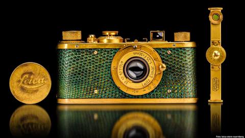 Leica