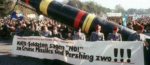 Demo gegen Nachrüstung im Oktober 1983